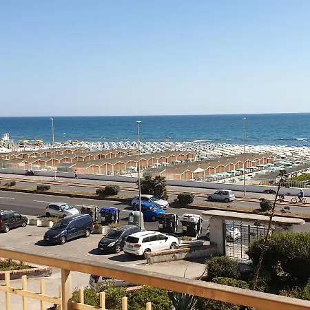 Il Mare Di Roma Apartment Lido di Ostia Exterior photo