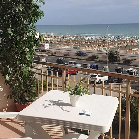 Il Mare Di Roma Apartment Lido di Ostia Exterior photo